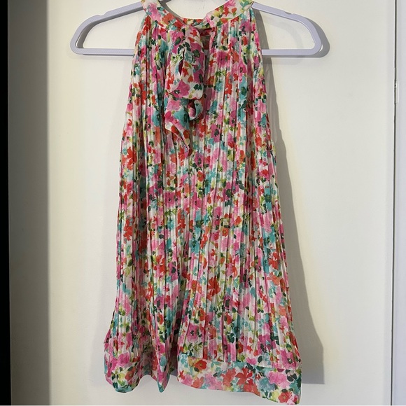 Floral & Ivy sleeveless pink floral print blouse size medium NWT - Picture 3 of 5